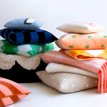 Black Scallop Floor Cushion